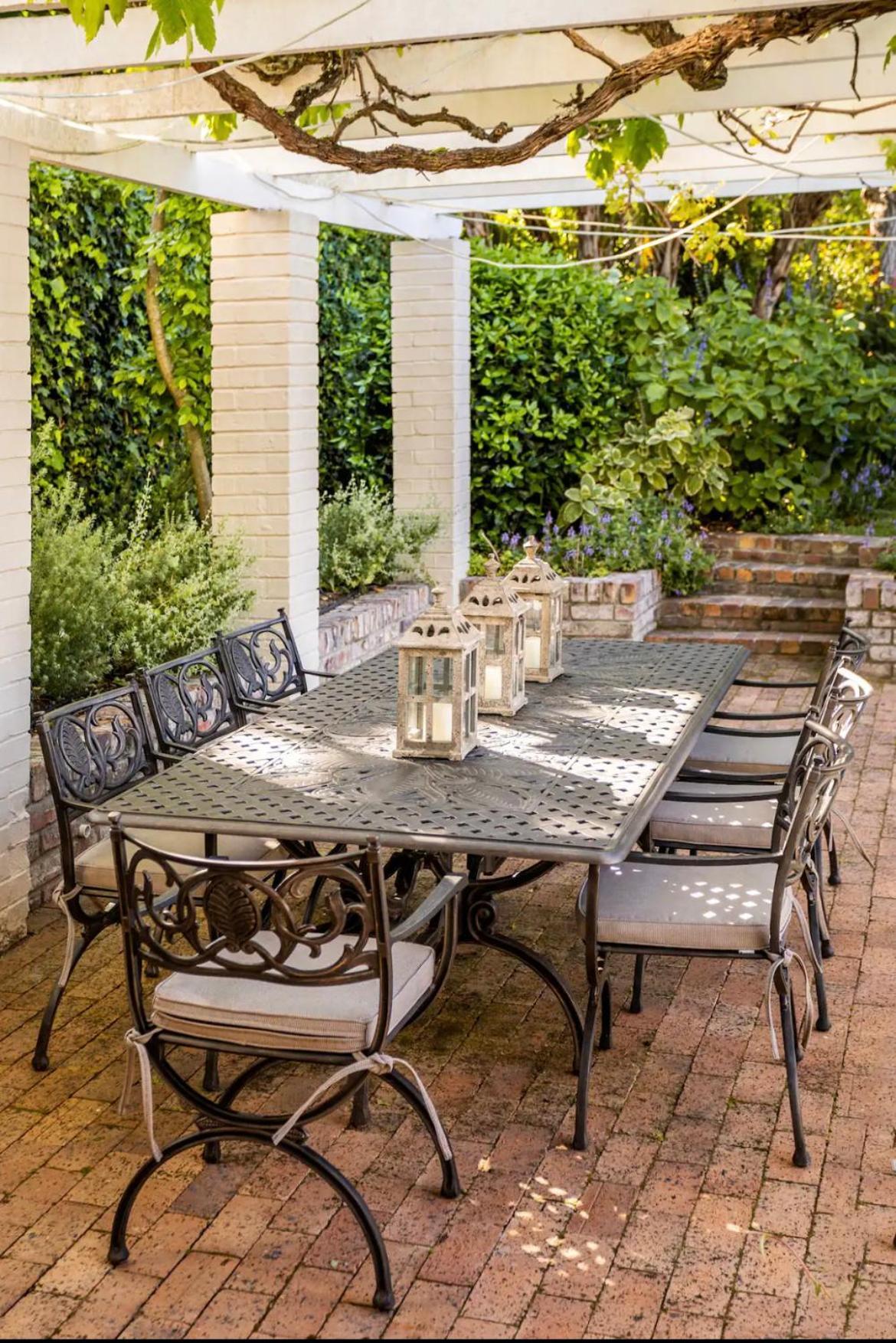 Guest Suite - Leafy Constantia Guest House Cape Town Exterior photo